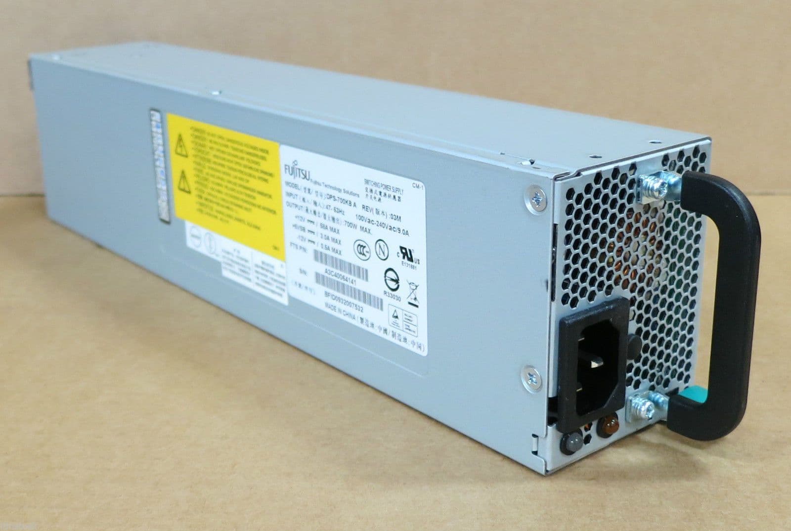 Fujitsu Siemens DPS-700 KB B A3C40093202 PSU Netzteil für  Primergy RX300 S4 